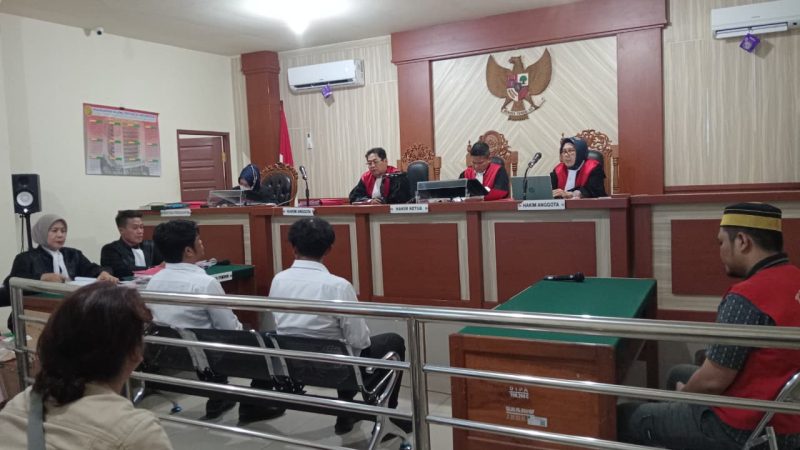 Sidang narkoba dengan terdakwa Muhammad Sahibul Wafa alias Ibul. Agenda sidang mendengarkan keterangan saksi dari BNN Kalsel (Foto Istimewa)