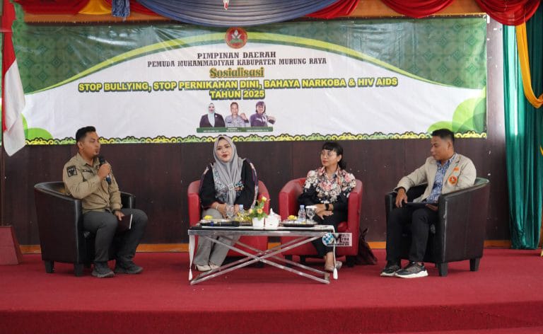 Kegiatan Sosialisasi Stop Bullying, Stop Pernikahan Dini, Bahaya Narkoba & HIV/AIDS di Aula DAD Kabupaten Murung Raya. (foto: Diskominfo)