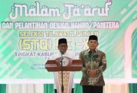 Bupati Heriyus didampingi Wabup Rahmanto Muhidin saat menyambut kedatangan Kafilah STQ di Rujab Bupati (foto: Diskominfo)
