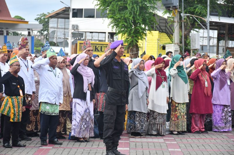 Wakil Wali Kota Banjarmasin, Ananda, bertindak sebagai pembina apel peringatan Hari Sumpah Pemuda ke-97 Tahun 2025