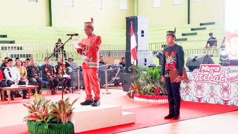 Acara Peringatan Sumpah Pemuda ke-97 tahun di GOR Tana Malai Tolung Lingu, Puruk Cahu (foto: Maya)