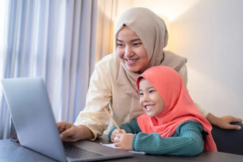 Mendidik Anak dengan Tenang & Positif