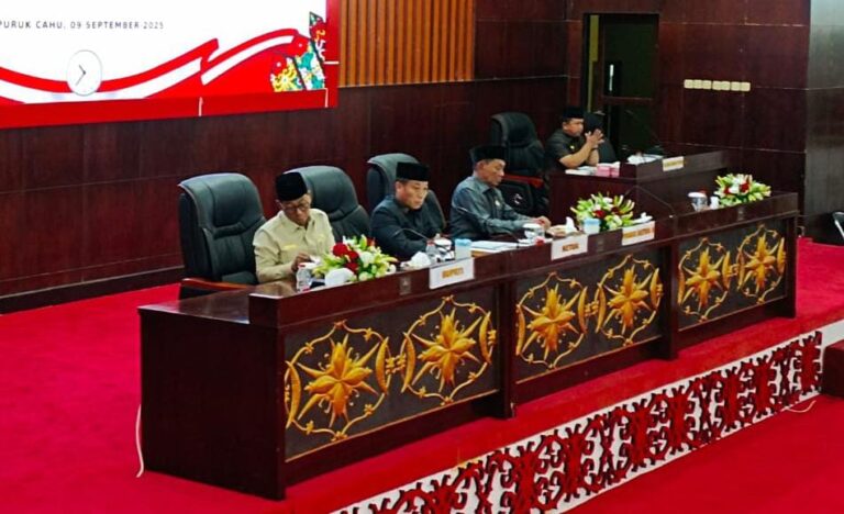 Paripurna pemandangan umum Fraksi (foto: istimewa)