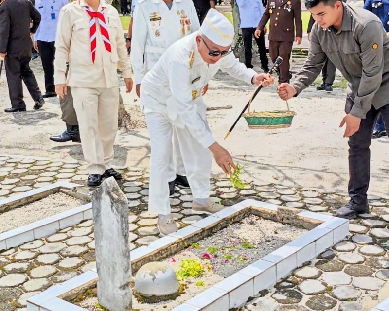 Kunjungan Taman Makam Pahlawan Bumi Kencana Banjarbaru