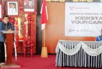 Ketua DPRD Mura Rumiadi saat membuka seminar persiapan memasuki dunia kerja dan sosialisasi TKVD (foto: Maya)