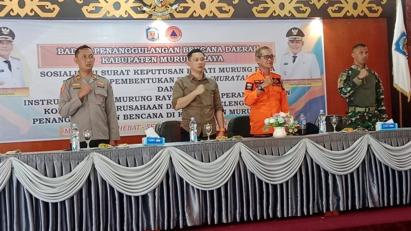 Sosialisasi surat keputusan Bupati tentang tim reaksi cepat penanggulangan bencana Murung Raya Tangguh Bencana (Mura Tana) (foto: Maya)