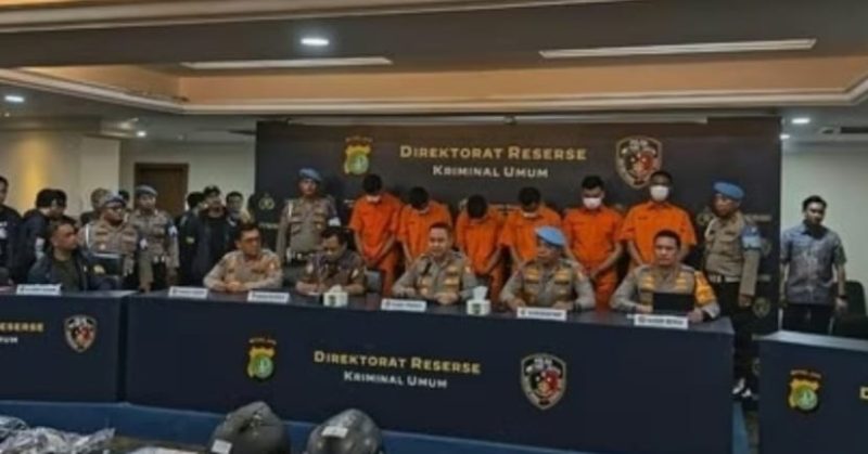 Enam anggota kepolisian yang menjadi tersangka penganiayaan dua mata elang hingga tewas di Kalibata, Jaksel berasal dari Satuan Pelayanan Markas Mabes Polri. (Foto Istimewa)