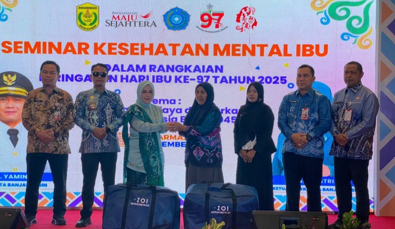 Seminar Kesehatan Mental Ibu sebagai
fondasi ketahanan keluarga sekaligus penentu kualitas generasi masa depan.