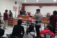 Nampak Sidang Ahmad Riyadi alias Sule dijaga ketat aparat baik dari pengamanan pengadilan dan petugas dari Polresta Banjarmasin (,Foto Istimewa)
