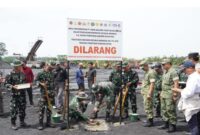 Pemasangan patok larangan (Foto Istimewa)