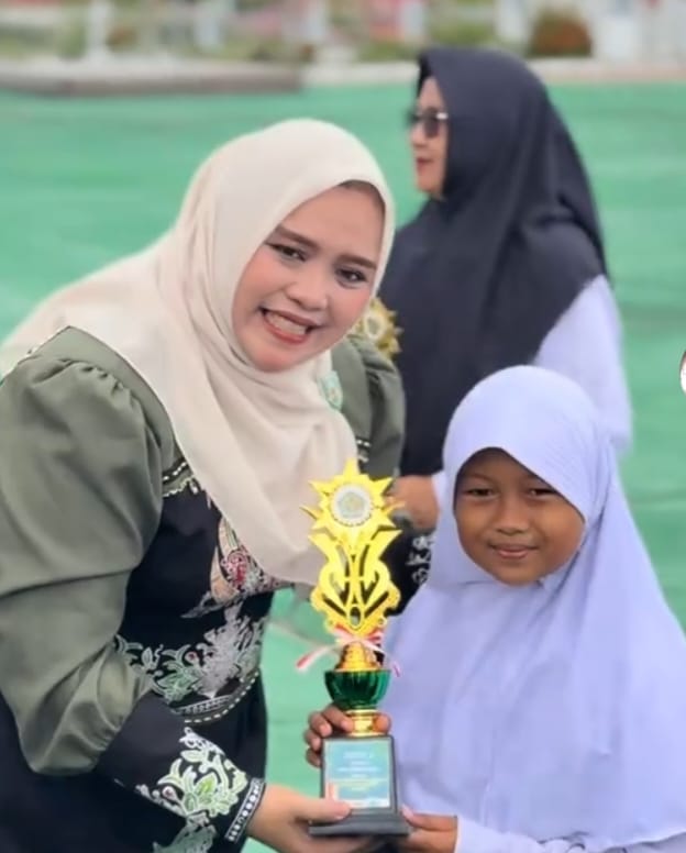 Wakil Ketua I DPRD Murung Raya Dina Maulidah, S.H.I. (foto: istimewa)