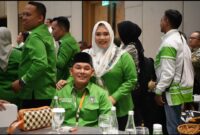 Wakil Ketua I DPRD Murung Raya Dina Maulidah bersama Ketua DPW PKB Kalteng yang baru di lantik Rahmanto Muhiddin (foto : istimewa)
