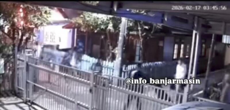 DIDUGA TAWURAN - Warga Gang Ibu Antasan Kecil Barat Kecamatan Banjarmasin Tengah geger diduga remaja tawuran, Minggu (15/2/2026) dinihari. (foto:istimewa)