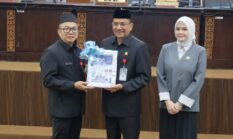 Gubernur Kalsel Sampaikan Laporan Keterangan Pertanggungjawaban (LKPj) Tahun Anggaran 2025