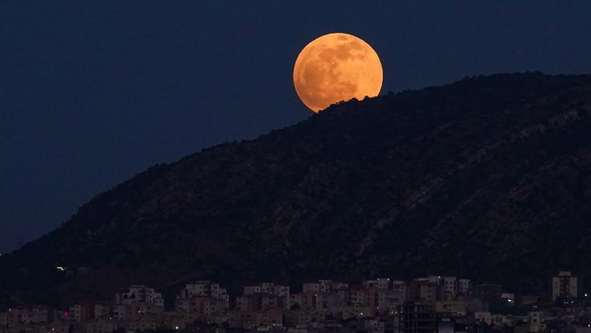Gerhana Bulan Total, Coba Cek Sejak Sore Hingga Malam Ini