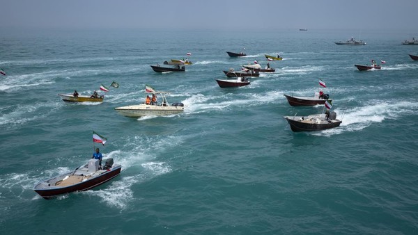 Iran Tutup Selat Hormuz
