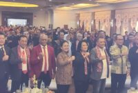 Gubernur Jawa Tengah Komjen Pol (Purn) H Achmad Luthfi, Wali Kota Semarang Hevearita Gunaryanti Rahayu bersama Wakil Wali Kota, unsur Forkopimda, Ketua Umum KAI Siti Jamailah SH MH dan jajaran pengurus lainnya foto bersama seluruh pengurus DPD se Indonesia (Foto Mercy)