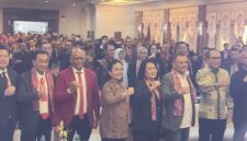 Gubernur Jawa Tengah Komjen Pol (Purn) H Achmad Luthfi, Wali Kota Semarang Hevearita Gunaryanti Rahayu bersama Wakil Wali Kota, unsur Forkopimda, Ketua Umum KAI Siti Jamailah SH MH dan jajaran pengurus lainnya foto bersama seluruh pengurus DPD se Indonesia (Foto Mercy)