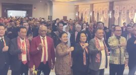 Gubernur Jawa Tengah Komjen Pol (Purn) H Achmad Luthfi, Wali Kota Semarang Hevearita Gunaryanti Rahayu bersama Wakil Wali Kota, unsur Forkopimda, Ketua Umum KAI Siti Jamailah SH MH dan jajaran pengurus lainnya foto bersama seluruh pengurus DPD se Indonesia (Foto Mercy)