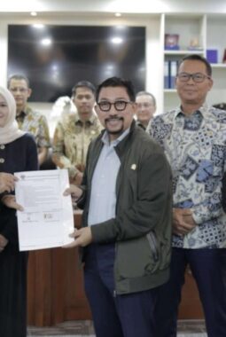 Ketua DPRD Antar Aspirasi BEM se-Kalsel ke DPR RI, Diterima Langsung Rikwanto hingga Endang Agustina