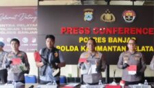 Konferensi pers pengungkapan kasus pembunuhan remaja di Simpang Empat oleh jajaran Polres Banjar di Pendopo Tathya Dharaka, Rabu (22/4/2026). (Instagram Polres Banjar)