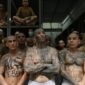 Para narapidana di dalam sel penjara Pusat Penahanan Kontra-Terorisme (CECOT), tempat ratusan anggota geng MS-13 dan 18 Street ditahan, di Tecoluca, El Salvador, 27 Januari 202 (
Marvin RECINOS / AFP via Getty Images)
