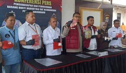 Polres Banjarbaru Bongkar Jaringan Narkoba Antar Pulau, Kurir 1,7 Kg Sabu Dibekuk di Pelabuhan Trisakti Banjarmasin