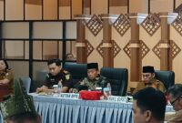 Ketua DPRD Kab. Murung Raya (Mura) Rumiadi, S.E., S.H., M.H., saat memberikan arahan pada Musrenbang RKPD tahun 2027 (foto: Maya)
