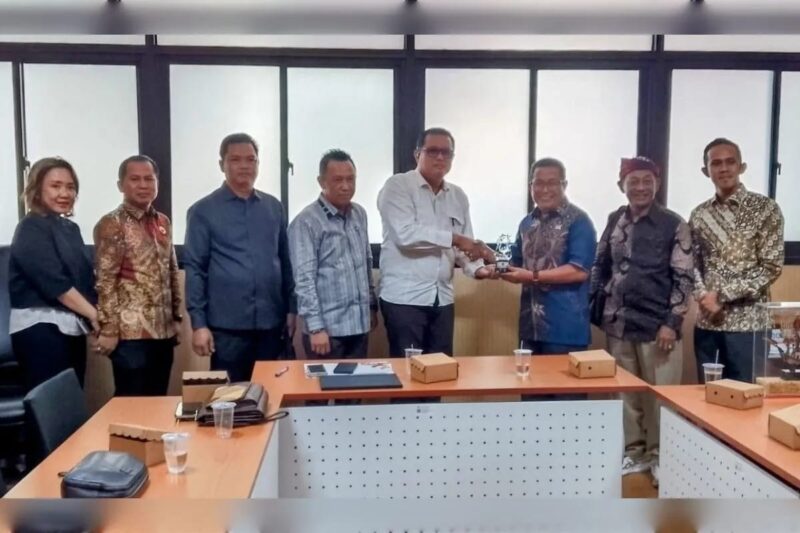 Kunjungan Panja LKPJ DPRD Kabupaten Murung Raya ke DPRD Kota Surabaya (foto: Istimewa)