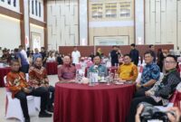 Gubernur Kalsel Haji Muhidin dan Pangdam XXII/TB), Mayjen TNI Zainul Arifin serta Wagub Kalteng Edy Pratowo (foto:adpim)