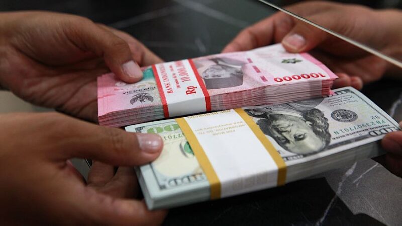 Rupiah Dan Dollar AS