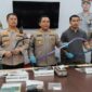 GELAR SAJAM - Plh Kapolresta Banjarmasin, Kombes Pol Timbul Rein Krisman  Siregar saat menggelar pengungkapan aksi viral konvoi remaja bawa sajam, mau tawuran, Selasa (5/5/2026). (foto: Istimewa)
