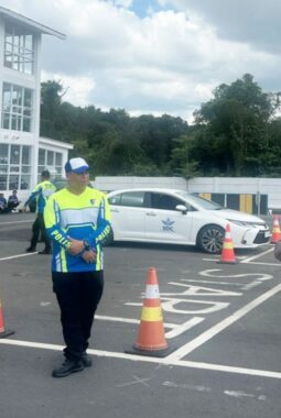 Polda Kalsel Gembleng 100 Driver SKPD Pemprov Lewat Pelatihan Safety Driving di SDC Banjarbaru