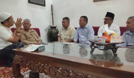 FKPWK Sambangi Kediaman Guru Adam, Perkuat Silaturahmi dan Ukhuwah Banua