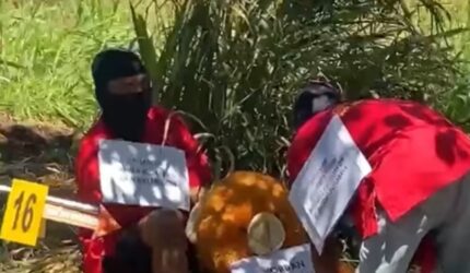 Rekonstruksi Pembunuhan Ustadzah di Banjarbaru, Pelaku sempat Kena ‘Salam Olahraga’ Warga yang Emosi