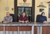 Kasatreskrim Polres Hul Sungai Selat , Iptu May Pelly Manurung didampingi Kasi Humas Polres HSS, AKP Purwadi dan KBO Reskrim Polres, Ipda Muslinawati SH, Rabu (13/5/2026) (Foto Mercy)
