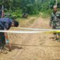 OLAH TKP - Personel Polsek Bintang Ara bersama Tim Inafis Satreskrim Polres Tabalong melakukan olah tempat kejadian perkara kasus dugaan pembunuhan terhadap anak berusia 5 tahun di Desa Dambung Raya, Kecamatan Bintang Ara, Senin (25/5/2026). (foto:istimewa)