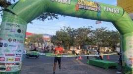 Peserta lari HUT ke 20 PT Senwell Family di Banjar.