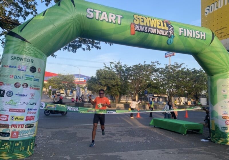 Peserta lari HUT ke 20 PT Senwell Family di Banjar.