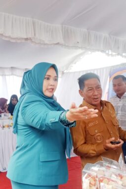 Dina Maulidah Dorong Program Gelari Pelangi Perkuat Ekonomi dan Pendidikan Keluarga