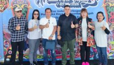 Anggota DPRD Mura Susilo (baju putih) saat menghadiri FBIM di kota Palangkaraya (foto: istimewa)