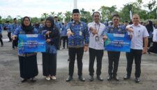Apresiasi ASN, Pemkab Kotabaru Gelar Apel Gabungan dan Penyerahan Hadiah Bank Kalsel