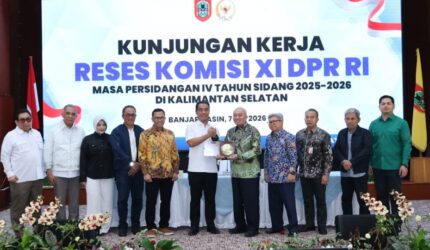 Dihadapan Komisi XI DPR RI, Gubernur Haji Muhidin: Keberhasilan Pemprov Kalsel atas Kinerja Tinggi, Penurunan Stunting dan Kemiskinan