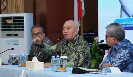 Gubernur Kalsel Haji Muhidin Mengapresiasi Kerja Keras SKPD Pemprov Kalsel hingga Tercapai Penghargaan Nasional