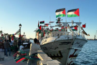 Tindakan militer Israel yang mencegat dan menahan rombongan misi kemanusiaan internasional Global Sumud Flotilla (GSF) 2.0 di perairan Mediterania Timur menuju Gaza