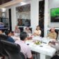 Pertemuan Gubernur Haji Muhidin, Kapolda Audensi dan PT Pertamina Patra Niaga Area Kalsel 'Bahas Penyaluran BBM' (foto:adpim)