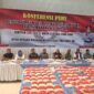 KONFERENSI PERS NARKOBA – Kapolda Kalimantan Selatan Irjen Pol Rosyanto Yudha Hermawan didampingi Direktur Resnarkoba Polda Kalsel Kombes Pol Baktiar Joko Mujiono dan jajaran Forkompinda Kalsel  saat konferensi pers pengungkapan 128,7 kilogram sabu-sabu di Mapolda Kalsel, Banjarbaru, Kamis (18/6/2026). (foto: Mercy )