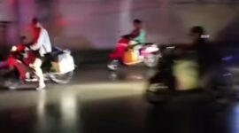 KOCAR KACIR : Para pelansir BBM kocar kalcir saat Tim Macan Kalsel  menggerebek sebuah SPBU di Kota Banjarmasin, Minggu (14/6/2026) malam. (foto: istimewa)
