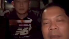 Pengumuman penangkapan tersangka Taufik Hidayat ( belakang ) yang tersebar di media sosial (Tangkapan layar )