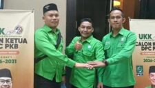 Mahyono (kiri), Anggota DPRD Murung Raya yang juga Ketua DPC PKB Kabupaten Murung Raya terpilih (foto: istimewa)